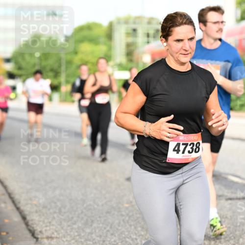 06.09.2026 - CURREX Alsterlauf Dr. Thomas Lammeyer http://msf.ph/oto/10138513 06.09.2026 10:04:54 Laufen 4738 meine-sportfotos.de