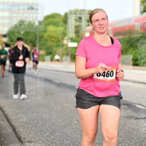 06.09.2026 - CURREX Alsterlauf Dr. Thomas Lammeyer http://msf.ph/oto/10138565 06.09.2026 10:05:00 Laufen 0460 meine-sportfotos.de