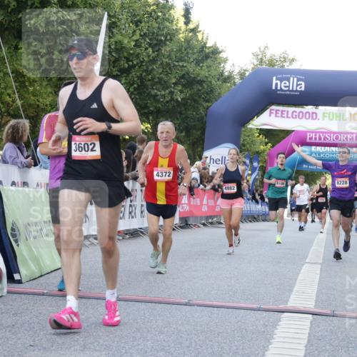 06.09.2026 - CURREX Alsterlauf Yannick Fuchs http://msf.ph/oto/10138573 06.09.2026 09:45:42 Ziel 2615, 2673, 3149, 3602, 4372, 4982, 5697, 6013, 6186, 6401, 6449, 6450, 8192, 8228 meine-sportfotos.de