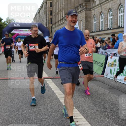 06.09.2026 - CURREX Alsterlauf Strokosch-Dieckow http://msf.ph/oto/10138619 06.09.2026 10:00:35 Ziel 2124, 2257, 2545, 2671, 2721, 3848, 4461, 4468, 4577, 4900, 5467, 5567, 5832, 5833, 6180, 6187, 6436, 8008, 8063, 8318 meine-sportfotos.de