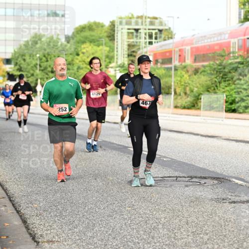 06.09.2026 - CURREX Alsterlauf Dr. Thomas Lammeyer http://msf.ph/oto/10138629 06.09.2026 10:05:06 Laufen 252, 4125, 467, 292 meine-sportfotos.de