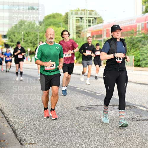 06.09.2026 - CURREX Alsterlauf Dr. Thomas Lammeyer http://msf.ph/oto/10138638 06.09.2026 10:05:07 Laufen 2, 4129, 46 meine-sportfotos.de