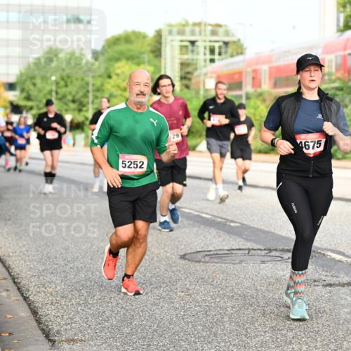 06.09.2026 - CURREX Alsterlauf Dr. Thomas Lammeyer http://msf.ph/oto/10138641 06.09.2026 10:05:07 Laufen 5252, 29, 4675 meine-sportfotos.de