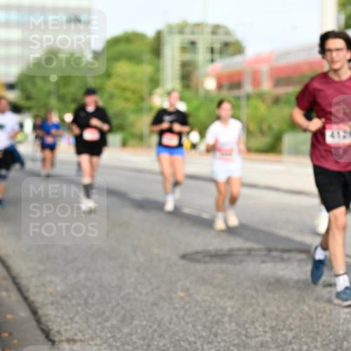 06.09.2026 - CURREX Alsterlauf Dr. Thomas Lammeyer http://msf.ph/oto/10138664 06.09.2026 10:05:09 Laufen  meine-sportfotos.de