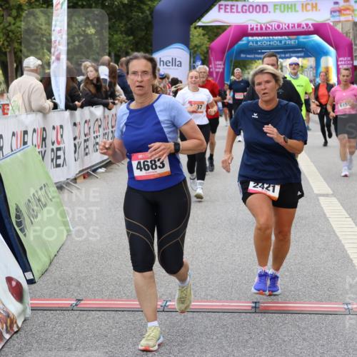 06.09.2026 - CURREX Alsterlauf Strokosch-Dieckow http://msf.ph/oto/10138667 06.09.2026 10:14:37 Ziel 2138, 2384, 2421, 2644, 3624, 3829, 3907, 4683, 5310, 5965, 6158, 6444 meine-sportfotos.de