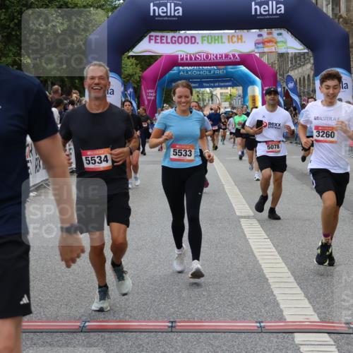 06.09.2026 - CURREX Alsterlauf Strokosch-Dieckow http://msf.ph/oto/10138681 06.09.2026 10:14:46 Ziel 3121, 3184, 3260, 3624, 3907, 4362, 4649, 4677, 5078, 5533, 5534, 5965, 6015, 6053, 6158, 6332 meine-sportfotos.de