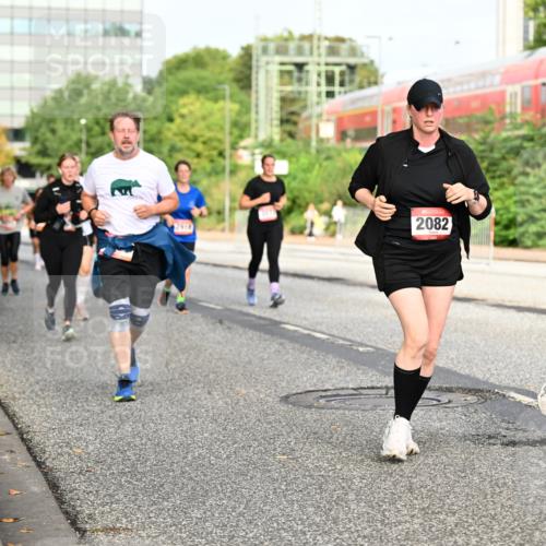 06.09.2026 - CURREX Alsterlauf Dr. Thomas Lammeyer http://msf.ph/oto/10138699 06.09.2026 10:05:13 Laufen 2918, 2082, 5007 meine-sportfotos.de