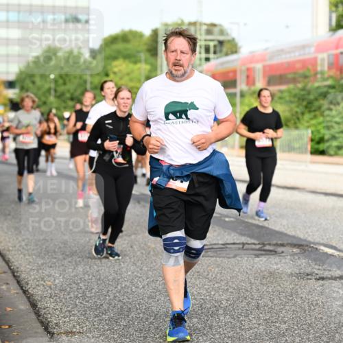 06.09.2026 - CURREX Alsterlauf Dr. Thomas Lammeyer http://msf.ph/oto/10138722 06.09.2026 10:05:15 Laufen  meine-sportfotos.de
