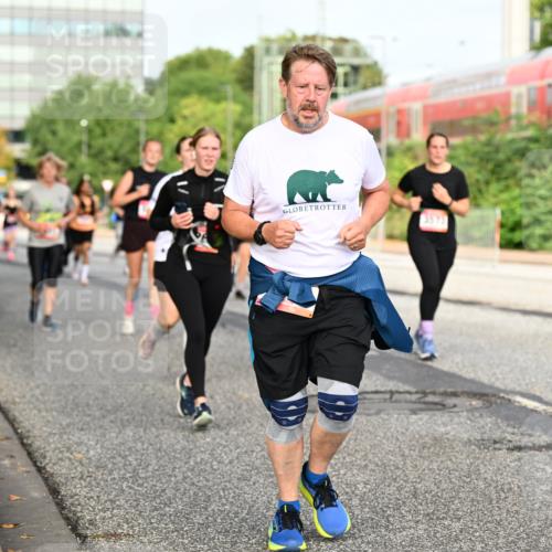 06.09.2026 - CURREX Alsterlauf Dr. Thomas Lammeyer http://msf.ph/oto/10138724 06.09.2026 10:05:15 Laufen  meine-sportfotos.de