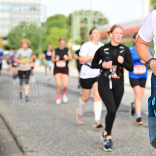 06.09.2026 - CURREX Alsterlauf Dr. Thomas Lammeyer http://msf.ph/oto/10138737 06.09.2026 10:05:16 Laufen  meine-sportfotos.de