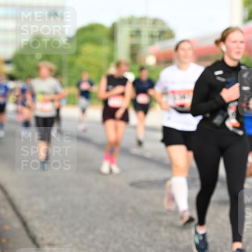 06.09.2026 - CURREX Alsterlauf Dr. Thomas Lammeyer http://msf.ph/oto/10138741 06.09.2026 10:05:17 Laufen  meine-sportfotos.de