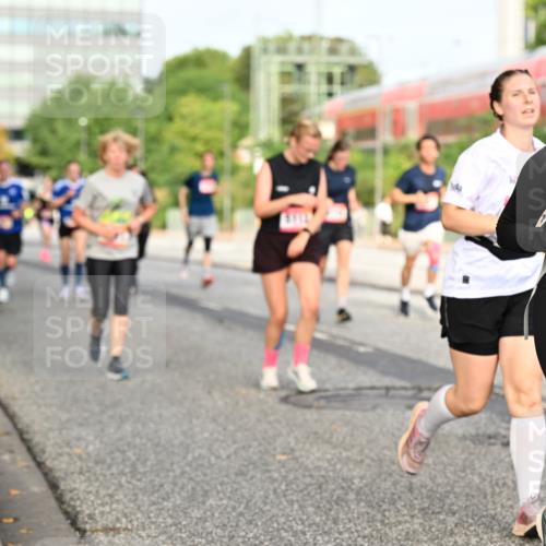 06.09.2026 - CURREX Alsterlauf Dr. Thomas Lammeyer http://msf.ph/oto/10138745 06.09.2026 10:05:17 Laufen 915 meine-sportfotos.de