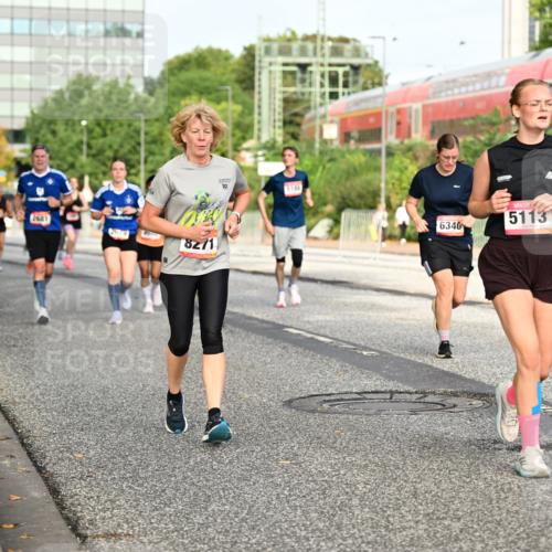 06.09.2026 - CURREX Alsterlauf Dr. Thomas Lammeyer http://msf.ph/oto/10138759 06.09.2026 10:05:18 Laufen 2681, 8271, 10, 51, 6340, 5113 meine-sportfotos.de