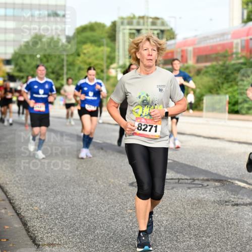 06.09.2026 - CURREX Alsterlauf Dr. Thomas Lammeyer http://msf.ph/oto/10138772 06.09.2026 10:05:20 Laufen 8271, 36, 10, 6340 meine-sportfotos.de