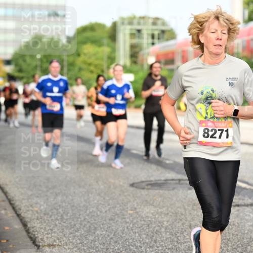 06.09.2026 - CURREX Alsterlauf Dr. Thomas Lammeyer http://msf.ph/oto/10138779 06.09.2026 10:05:20 Laufen 36, 8271 meine-sportfotos.de