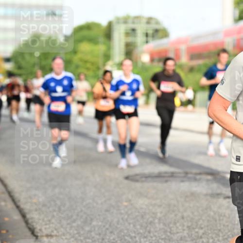06.09.2026 - CURREX Alsterlauf Dr. Thomas Lammeyer http://msf.ph/oto/10138784 06.09.2026 10:05:21 Laufen 71, 36 meine-sportfotos.de