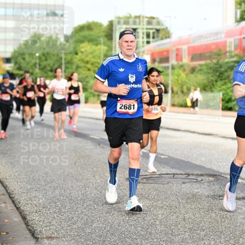 06.09.2026 - CURREX Alsterlauf Dr. Thomas Lammeyer http://msf.ph/oto/10138802 06.09.2026 10:05:22 Laufen 2681, 86, 5854, 2679 meine-sportfotos.de