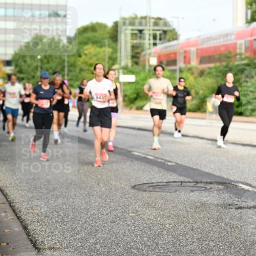 06.09.2026 - CURREX Alsterlauf Dr. Thomas Lammeyer http://msf.ph/oto/10138823 06.09.2026 10:05:24 Laufen 4986 meine-sportfotos.de