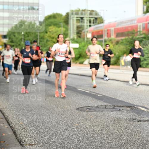 06.09.2026 - CURREX Alsterlauf Dr. Thomas Lammeyer http://msf.ph/oto/10138824 06.09.2026 10:05:24 Laufen 49 meine-sportfotos.de