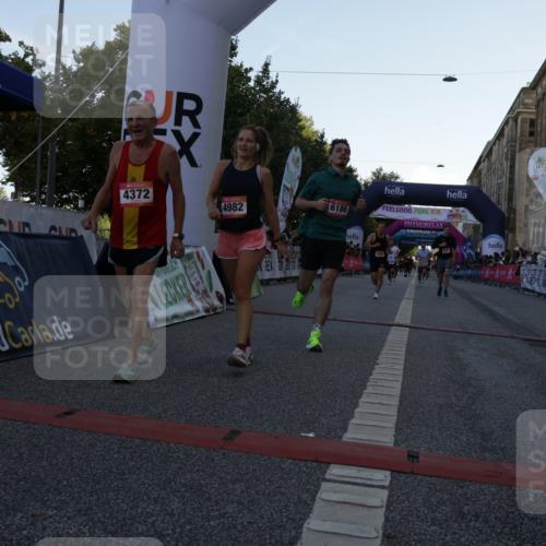 06.09.2026 - CURREX Alsterlauf Yannick Fuchs http://msf.ph/oto/10138828 06.09.2026 09:45:46 Ziel 2054, 3602, 3956, 4341, 4372, 4982, 5123, 5697, 6113, 6186, 6401, 6449, 8228 meine-sportfotos.de