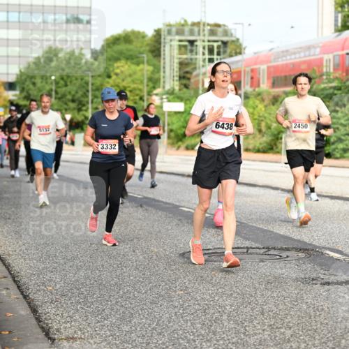 06.09.2026 - CURREX Alsterlauf Dr. Thomas Lammeyer http://msf.ph/oto/10138836 06.09.2026 10:05:26 Laufen 5132, 3332, 6438, 2450, 36 meine-sportfotos.de