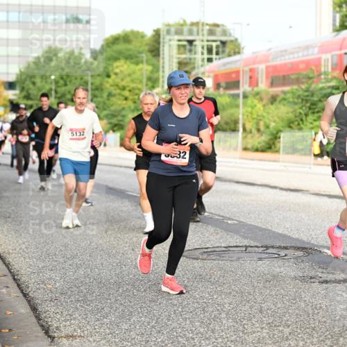 06.09.2026 - CURREX Alsterlauf Dr. Thomas Lammeyer http://msf.ph/oto/10138852 06.09.2026 10:05:27 Laufen 5132, 32, 2487, 201 meine-sportfotos.de