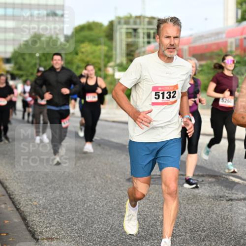06.09.2026 - CURREX Alsterlauf Dr. Thomas Lammeyer http://msf.ph/oto/10138877 06.09.2026 10:05:30 Laufen 5132, 5260, 2078 meine-sportfotos.de