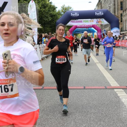 06.09.2026 - CURREX Alsterlauf Strokosch-Dieckow http://msf.ph/oto/10138898 06.09.2026 10:16:47 Ziel 2328, 2454, 2578, 2859, 3167, 3169, 3290, 3330, 3633, 3645, 4123, 4220, 4353, 4613, 5307, 5308, 5672, 5859, 8102 meine-sportfotos.de