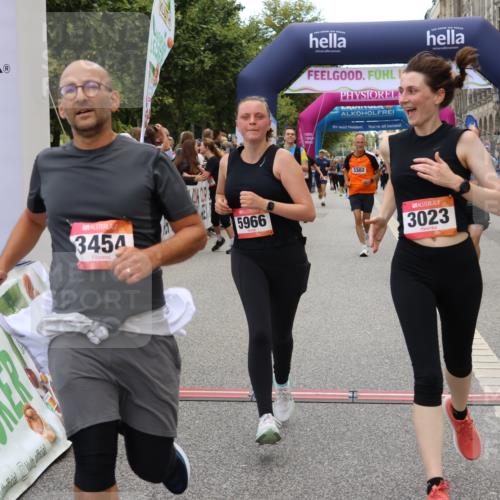 06.09.2026 - CURREX Alsterlauf Strokosch-Dieckow http://msf.ph/oto/10138914 06.09.2026 10:15:11 Ziel 2621, 2789, 2794, 2871, 2938, 3023, 3027, 3302, 3454, 4497, 5439, 5630, 5931, 5966, 6408, 8081 meine-sportfotos.de