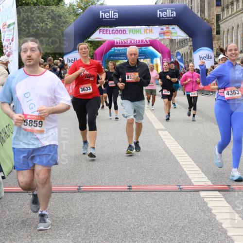06.09.2026 - CURREX Alsterlauf Strokosch-Dieckow http://msf.ph/oto/10138919 06.09.2026 10:16:49 Ziel 2222, 2328, 2454, 2578, 2859, 3024, 3167, 3169, 3290, 3330, 3633, 3645, 4123, 4220, 4353, 4439, 4440, 4613, 4750, 4756, 5307, 5308, 5859, 6087, 8102 meine-sportfotos.de