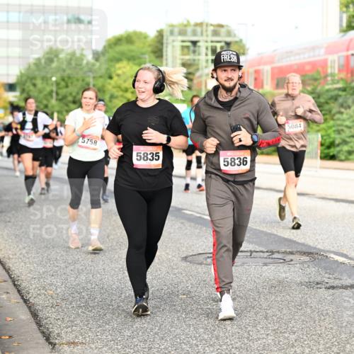 06.09.2026 - CURREX Alsterlauf Dr. Thomas Lammeyer http://msf.ph/oto/10138922 06.09.2026 10:05:35 Laufen 5758, 5835, 5836, 5084 meine-sportfotos.de