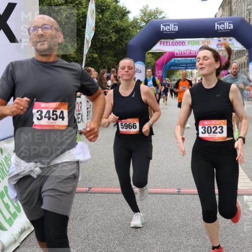 06.09.2026 - CURREX Alsterlauf Strokosch-Dieckow http://msf.ph/oto/10138933 06.09.2026 10:15:12 Ziel 2621, 2789, 2794, 2871, 2938, 3023, 3027, 3302, 3454, 4497, 4645, 5439, 5630, 5931, 5966, 6408 meine-sportfotos.de