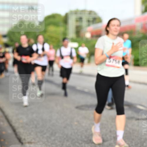 06.09.2026 - CURREX Alsterlauf Dr. Thomas Lammeyer http://msf.ph/oto/10138938 06.09.2026 10:05:37 Laufen 5758 meine-sportfotos.de