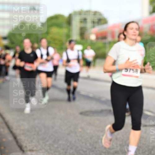 06.09.2026 - CURREX Alsterlauf Dr. Thomas Lammeyer http://msf.ph/oto/10138939 06.09.2026 10:05:37 Laufen 5758 meine-sportfotos.de
