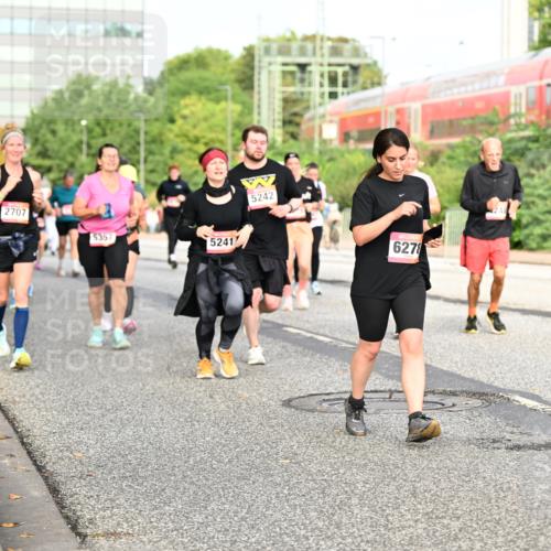 06.09.2026 - CURREX Alsterlauf Dr. Thomas Lammeyer http://msf.ph/oto/10138983 06.09.2026 10:05:42 Laufen 2707, 5357, 5241, 5242, 6278 meine-sportfotos.de