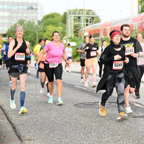 06.09.2026 - CURREX Alsterlauf Dr. Thomas Lammeyer http://msf.ph/oto/10138999 06.09.2026 10:05:43 Laufen 2707, 5357, 5171, 5241, 5242, 4252, 4248 meine-sportfotos.de