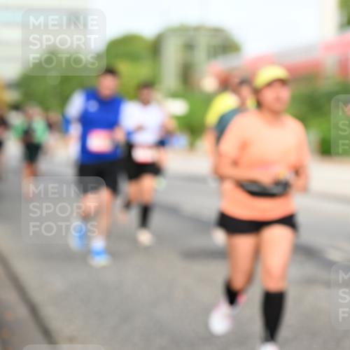 06.09.2026 - CURREX Alsterlauf Dr. Thomas Lammeyer http://msf.ph/oto/10139027 06.09.2026 10:05:46 Laufen  meine-sportfotos.de