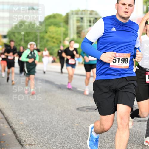 06.09.2026 - CURREX Alsterlauf Dr. Thomas Lammeyer http://msf.ph/oto/10139049 06.09.2026 10:05:48 Laufen 5199, 8, 8294 meine-sportfotos.de