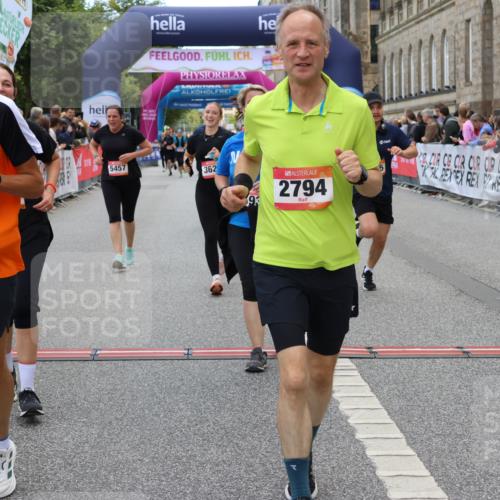 06.09.2026 - CURREX Alsterlauf Strokosch-Dieckow http://msf.ph/oto/10139050 06.09.2026 10:15:17 Ziel 2621, 2737, 2794, 2871, 2938, 3023, 3027, 3302, 3454, 3627, 4640, 4645, 5439, 5457, 5630, 5931, 5966, 6408 meine-sportfotos.de