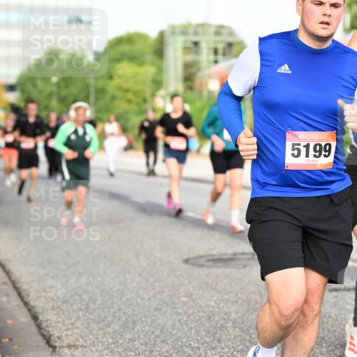 06.09.2026 - CURREX Alsterlauf Dr. Thomas Lammeyer http://msf.ph/oto/10139051 06.09.2026 10:05:48 Laufen 5199, 8294 meine-sportfotos.de