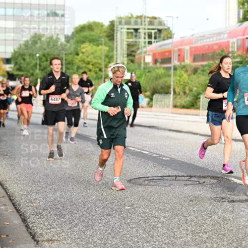 06.09.2026 - CURREX Alsterlauf Dr. Thomas Lammeyer http://msf.ph/oto/10139063 06.09.2026 10:05:50 Laufen 6487, 507, 3, 4713 meine-sportfotos.de