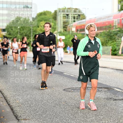 06.09.2026 - CURREX Alsterlauf Dr. Thomas Lammeyer http://msf.ph/oto/10139074 06.09.2026 10:05:51 Laufen 6487, 3 meine-sportfotos.de
