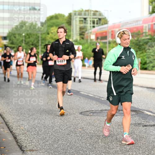 06.09.2026 - CURREX Alsterlauf Dr. Thomas Lammeyer http://msf.ph/oto/10139075 06.09.2026 10:05:51 Laufen 6487 meine-sportfotos.de