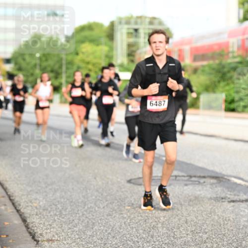 06.09.2026 - CURREX Alsterlauf Dr. Thomas Lammeyer http://msf.ph/oto/10139085 06.09.2026 10:05:52 Laufen 6487 meine-sportfotos.de