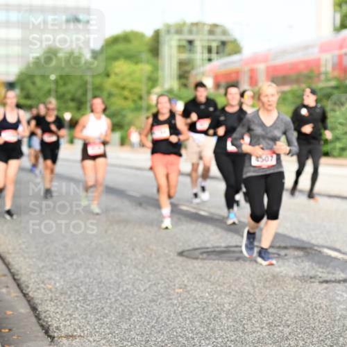 06.09.2026 - CURREX Alsterlauf Dr. Thomas Lammeyer http://msf.ph/oto/10139097 06.09.2026 10:05:54 Laufen 4507 meine-sportfotos.de
