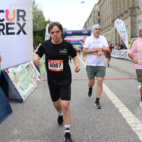 06.09.2026 - CURREX Alsterlauf Strokosch-Dieckow http://msf.ph/oto/10139098 06.09.2026 10:16:56 Ziel 2222, 3024, 3169, 3633, 4439, 4440, 4477, 4523, 4592, 4750, 4756, 5875, 6025, 6087, 8102, 8235, 8295 meine-sportfotos.de