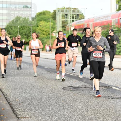 06.09.2026 - CURREX Alsterlauf Dr. Thomas Lammeyer http://msf.ph/oto/10139101 06.09.2026 10:05:54 Laufen 4328, 4536, 434, 4815, 4507 meine-sportfotos.de