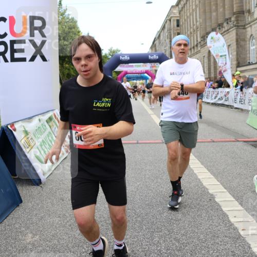 06.09.2026 - CURREX Alsterlauf Strokosch-Dieckow http://msf.ph/oto/10139130 06.09.2026 10:16:56 Ziel 2222, 3024, 3169, 3633, 4439, 4440, 4477, 4523, 4592, 4750, 4756, 5875, 6025, 6087, 8102, 8235, 8295 meine-sportfotos.de