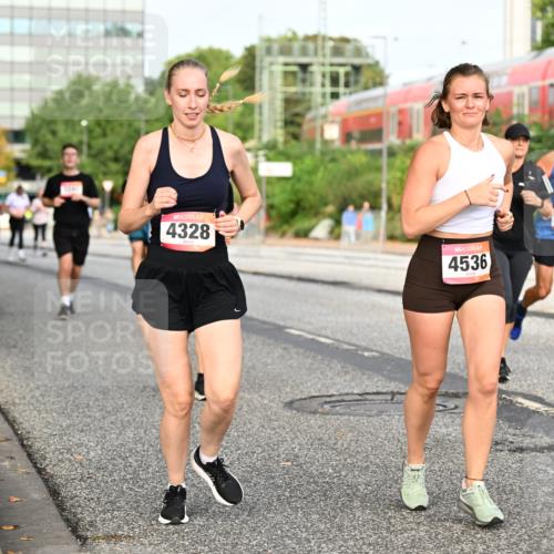 06.09.2026 - CURREX Alsterlauf Dr. Thomas Lammeyer http://msf.ph/oto/10139137 06.09.2026 10:05:57 Laufen 4328, 4536, 2064 meine-sportfotos.de
