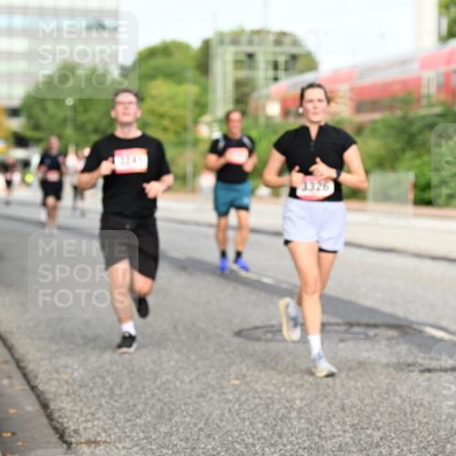 06.09.2026 - CURREX Alsterlauf Dr. Thomas Lammeyer http://msf.ph/oto/10139169 06.09.2026 10:06:00 Laufen 3326 meine-sportfotos.de